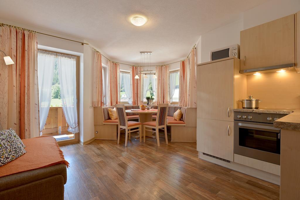 Appartement Ahornblick Schwendau Szoba fotó